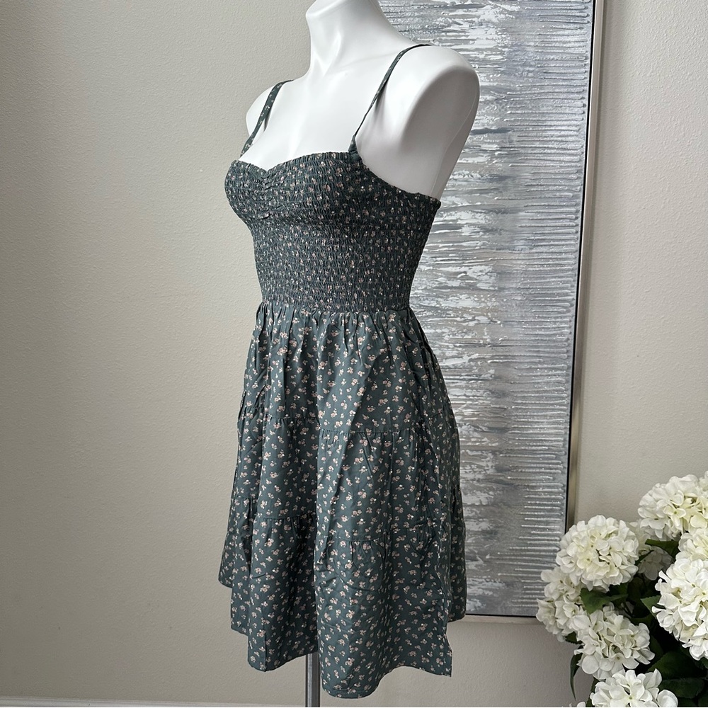Madewell Women’s Smocked Mini Dress - Picture 4 of 11